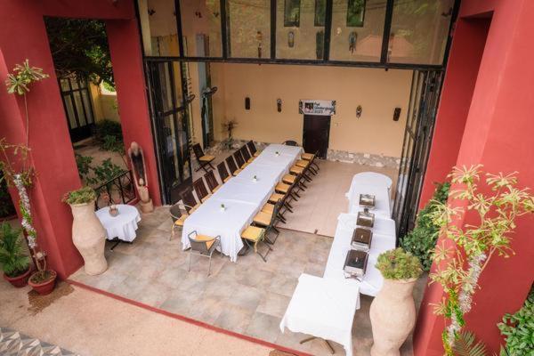 هتل Hibiscus House Gambia