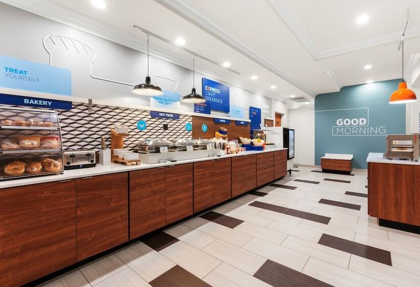 فندق Holiday Inn Express & Suites Klamath Falls Central, An Ihg