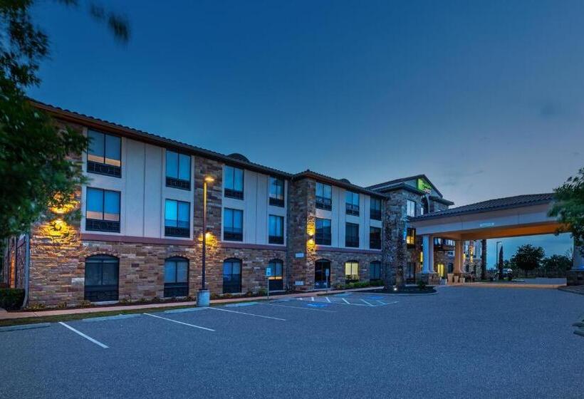 호텔 Holiday Inn Express & Suites Austin Nw   Lakeway By Ihg