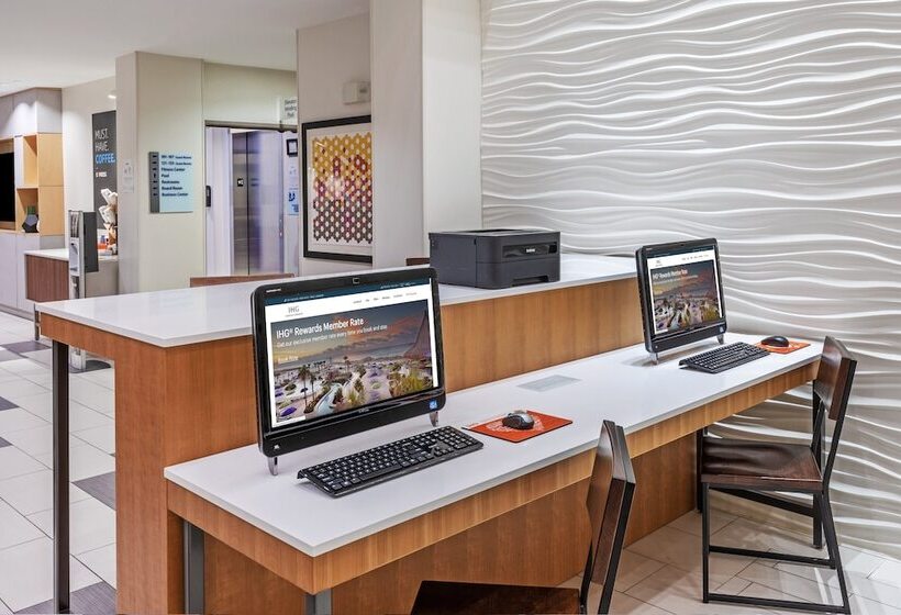 호텔 Holiday Inn Express & Suites Austin Nw   Lakeway By Ihg