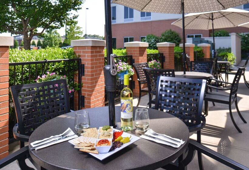 فندق Hyatt Place Garden City