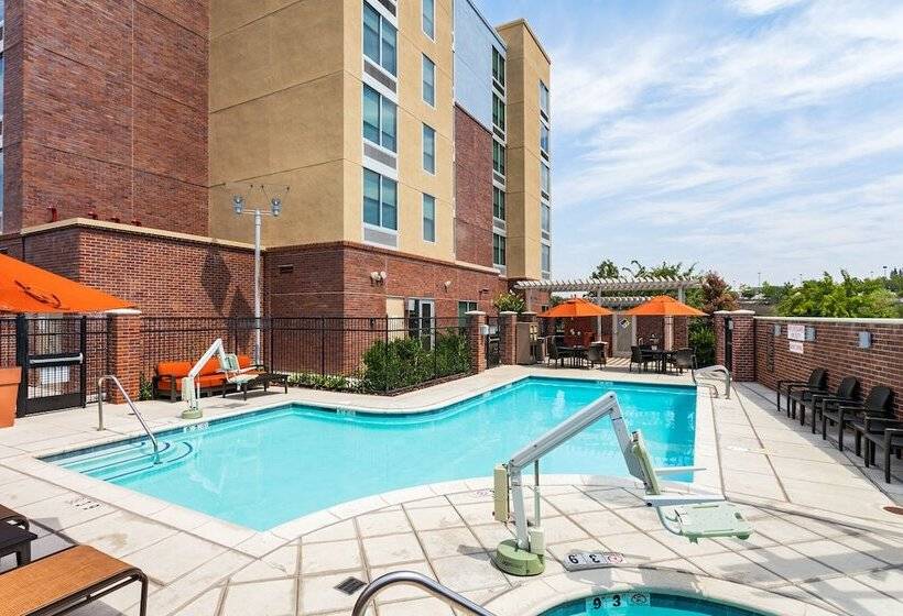 Отель Hyatt Place Sacramento Roseville