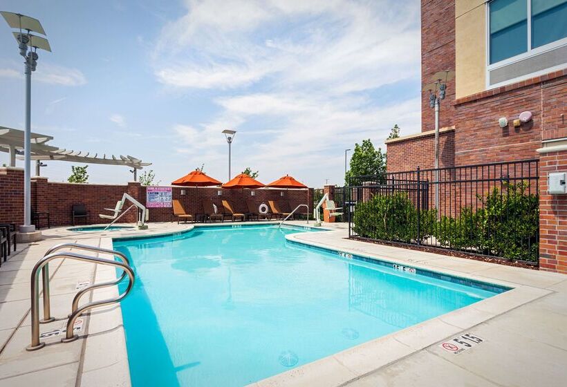 Отель Hyatt Place Sacramento Roseville