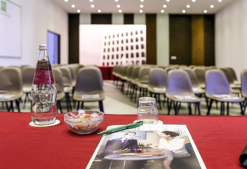 בית מלון כפרי Ibis Styles Roma Eur