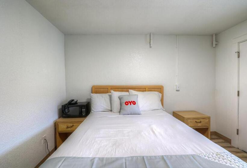 فندق Knights Inn Newport