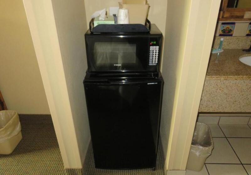 בית מלון כפרי La Hacienda Inn