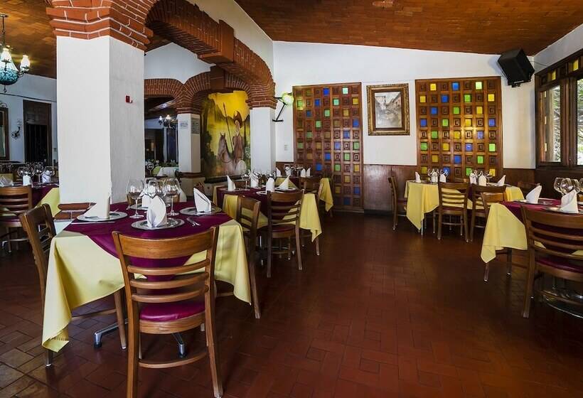 فندق La Mansión Del Quijote