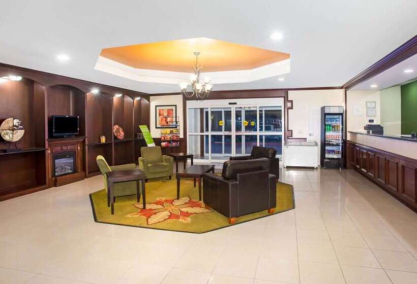 فندق La Quinta By Wyndham Columbus Tx