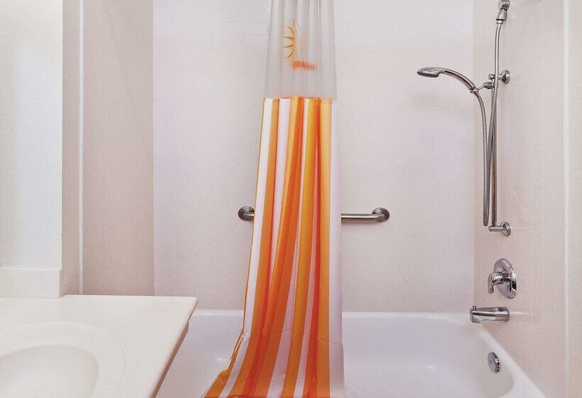 فندق La Quinta By Wyndham Columbus Tx