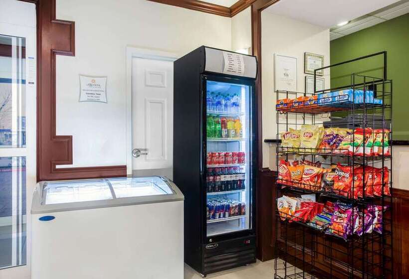 فندق La Quinta By Wyndham Columbus Tx