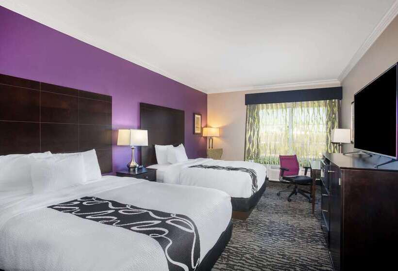 فندق La Quinta By Wyndham Columbus Tx