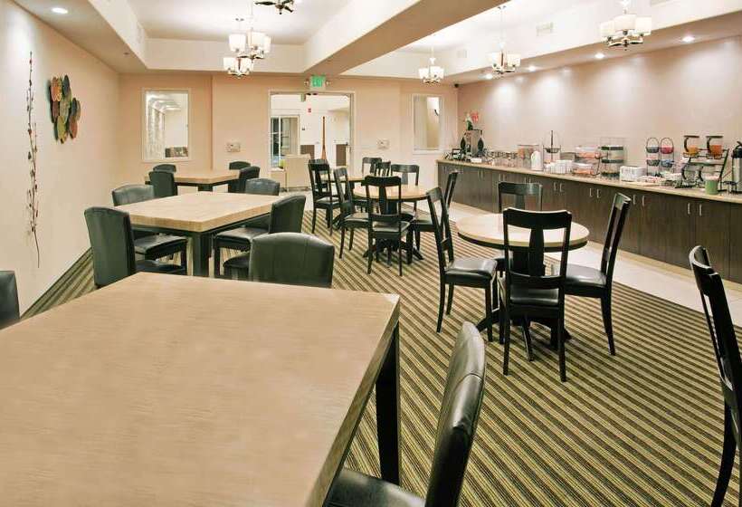 호텔 La Quinta By Wyndham Fowler