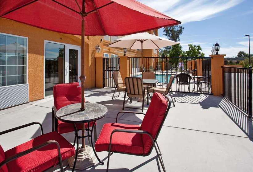 호텔 La Quinta By Wyndham Fowler