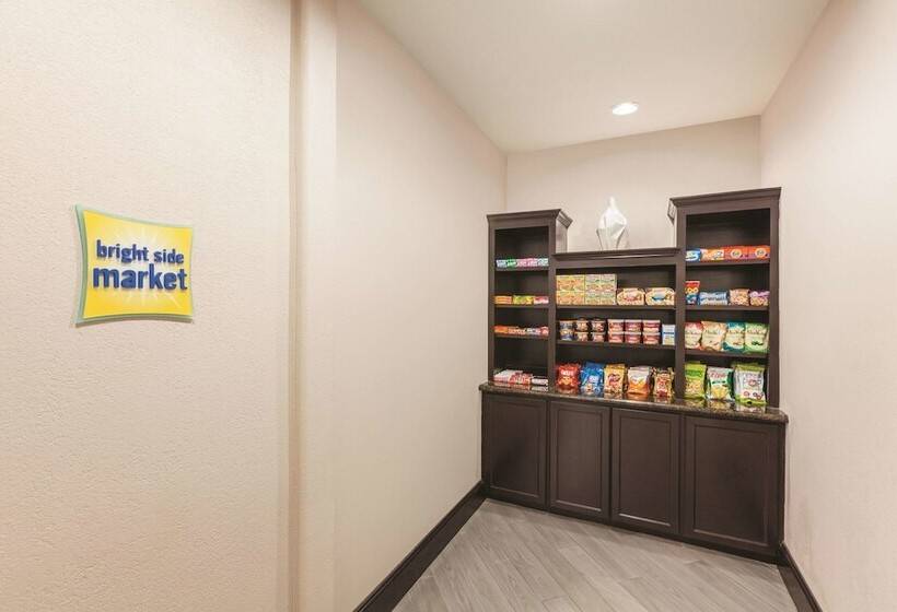 호텔 La Quinta By Wyndham Houston Iah Bush Intl Airport E