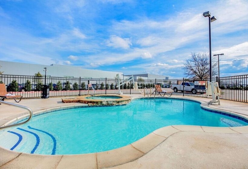 בית מלון כפרי La Quinta By Wyndham Mckinney