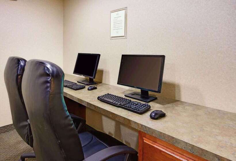 בית מלון כפרי La Quinta By Wyndham Richmond   Kings Dominion