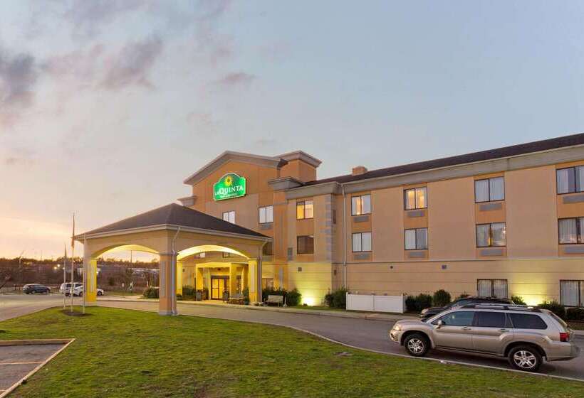 فندق La Quinta By Wyndham Richmond   Kings Dominion