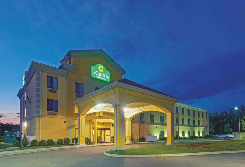 בית מלון כפרי La Quinta By Wyndham Richmond   Kings Dominion