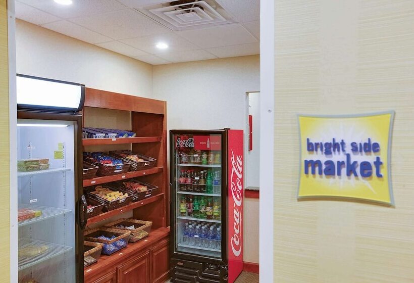 בית מלון כפרי La Quinta By Wyndham Richmond   Kings Dominion