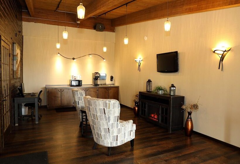 בית מלון כפרי Northern Lights Inn Rugby