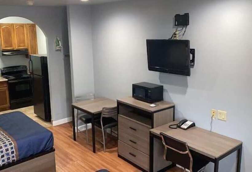 בית מלון כפרי Palace Inn   Baytown I 10