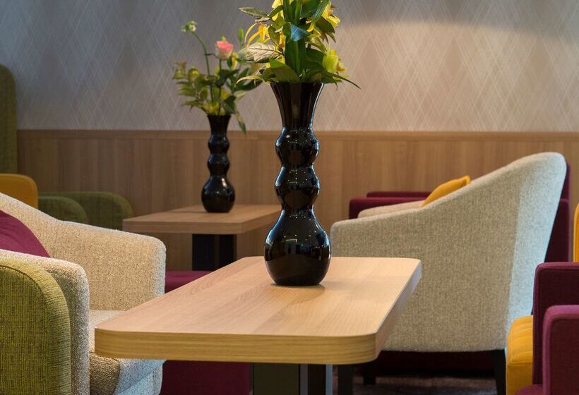 Отель Park Inn By Radisson Amsterdam Airport Schiphol