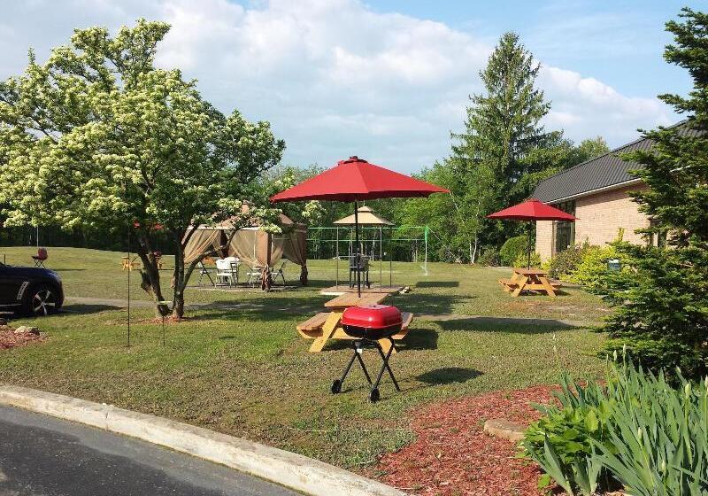 فندق Pocono Resort Conference Center   Pocono Mountains