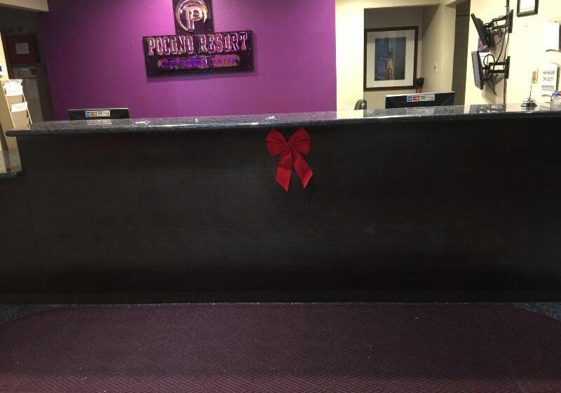 فندق Pocono Resort Conference Center   Pocono Mountains