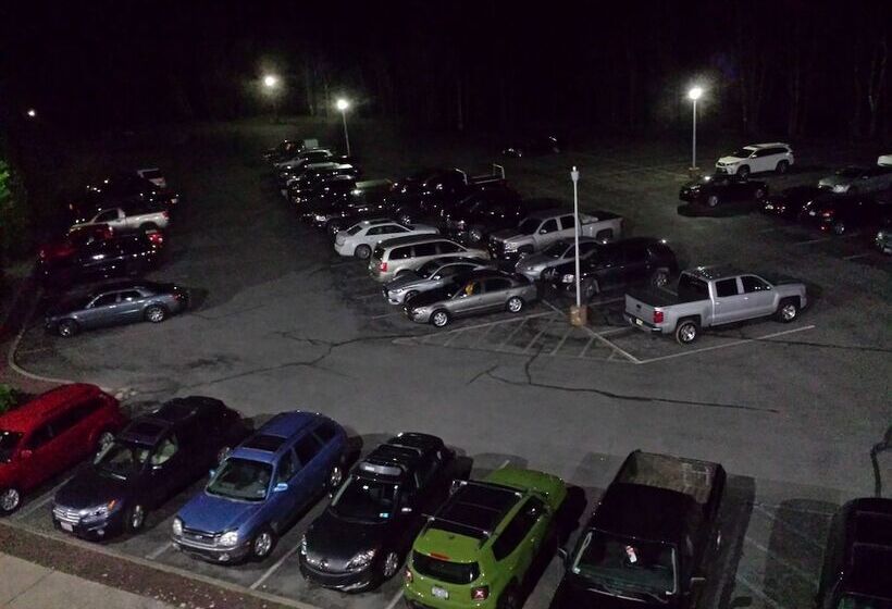 فندق Pocono Resort Conference Center   Pocono Mountains