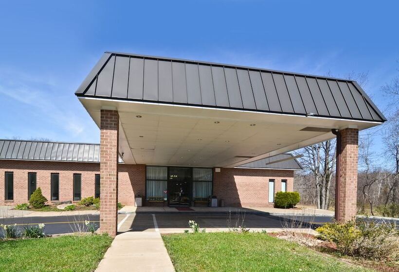 فندق Pocono Resort Conference Center   Pocono Mountains