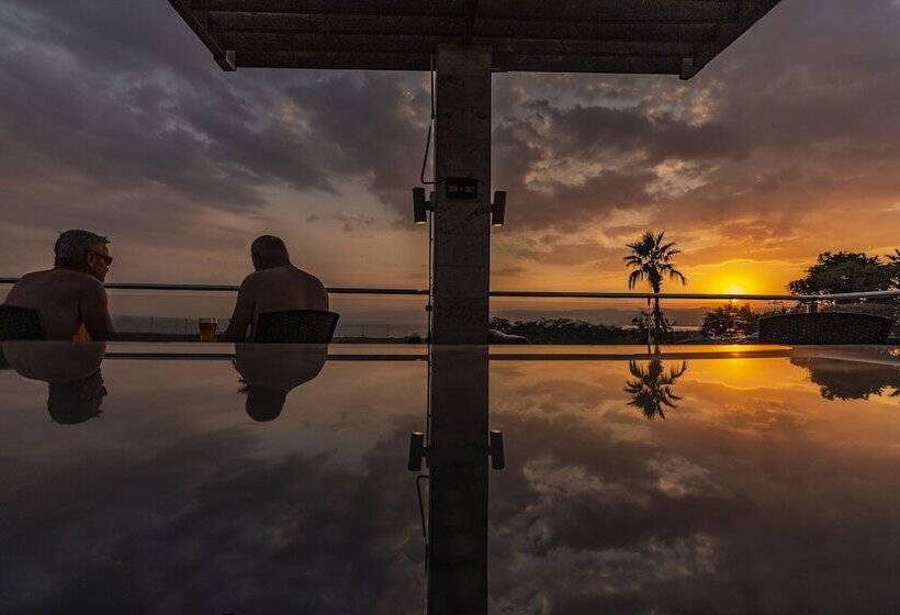 هتل Ramada Resort Dead Sea