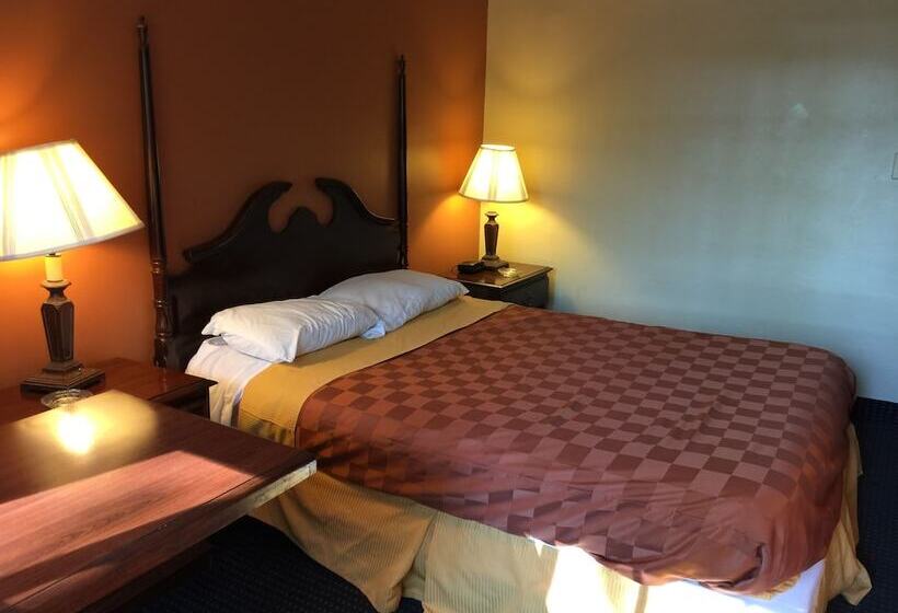 酒店 Red Carpet Innstamford