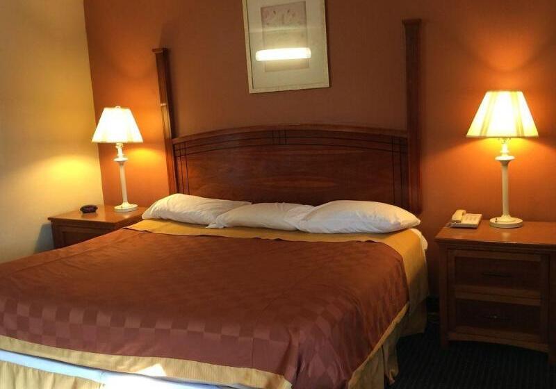 酒店 Red Carpet Innstamford