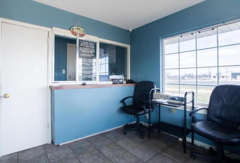 Отель Relax Inn