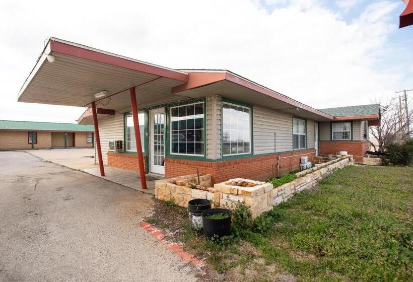 Отель Relax Inn