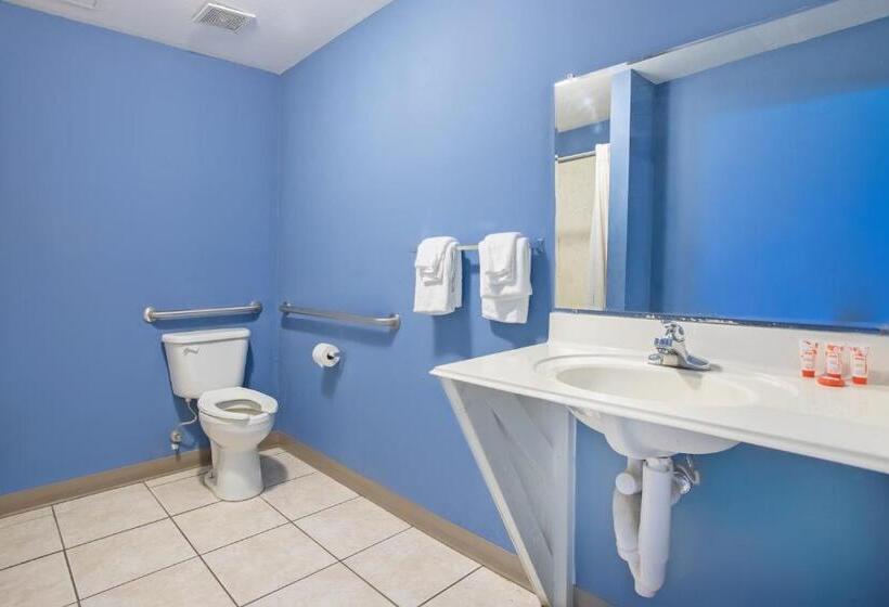 Отель Relax Inn