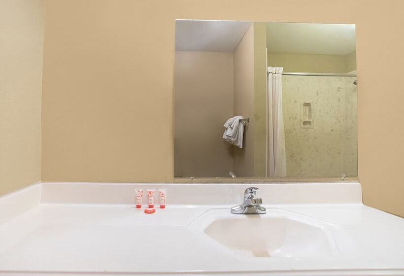 Отель Relax Inn