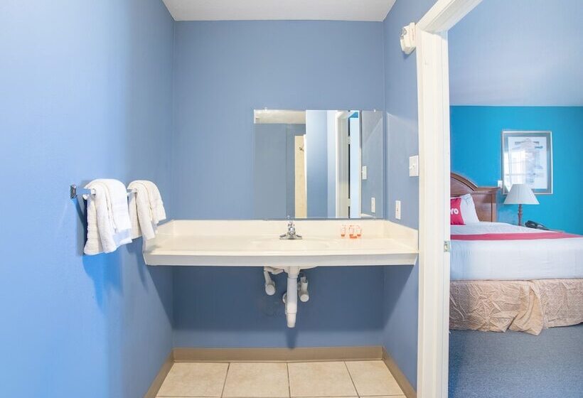 Отель Relax Inn