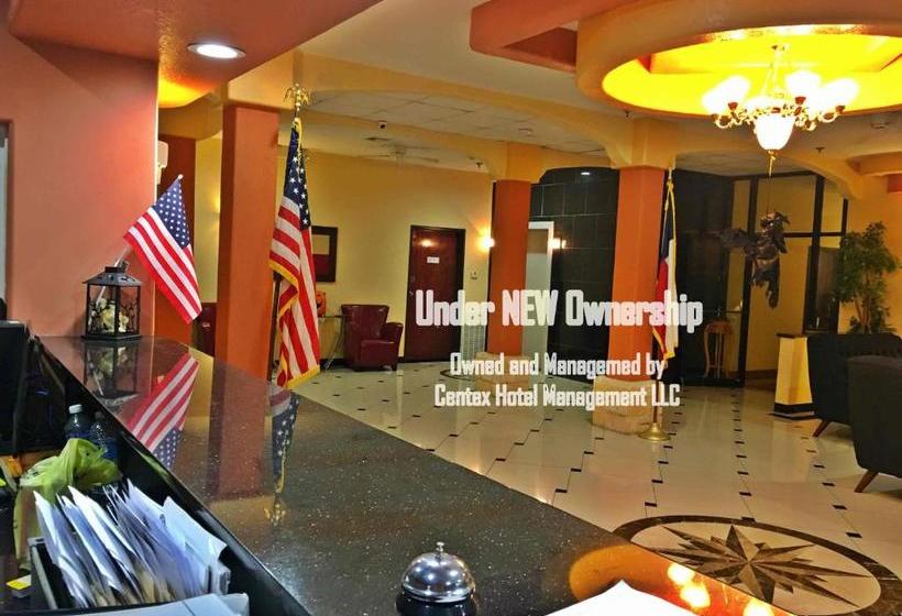 호텔 Robinson Inn And Suites