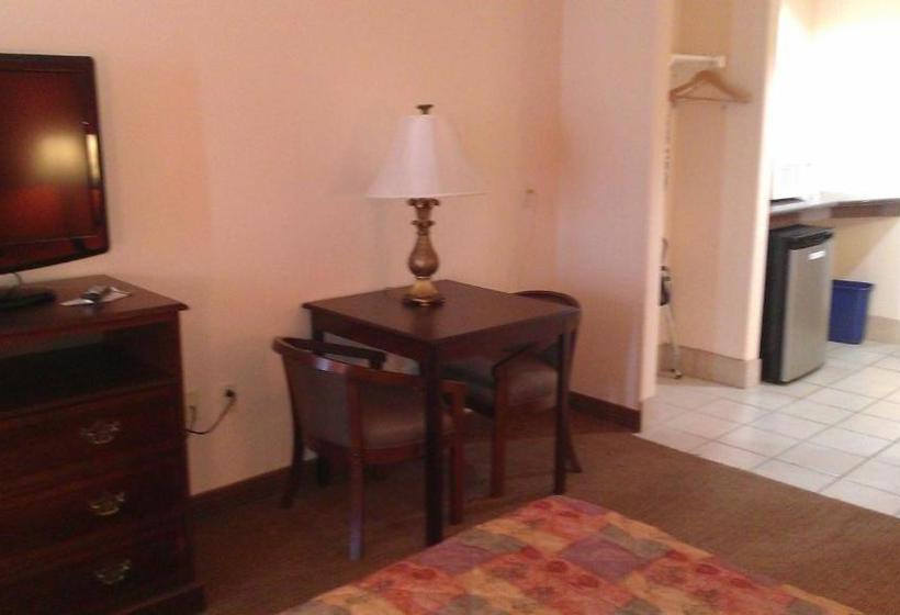 Отель Robinson Inn And Suites