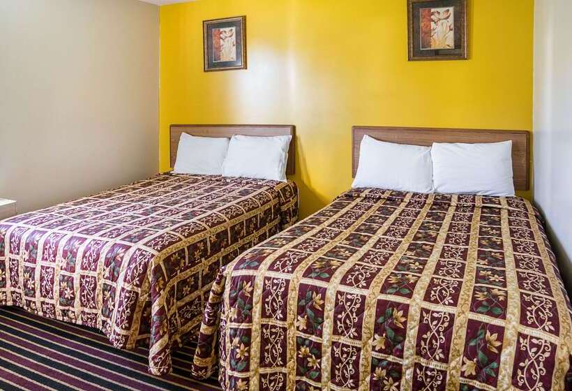 هتل Rodeway Inn & Suites