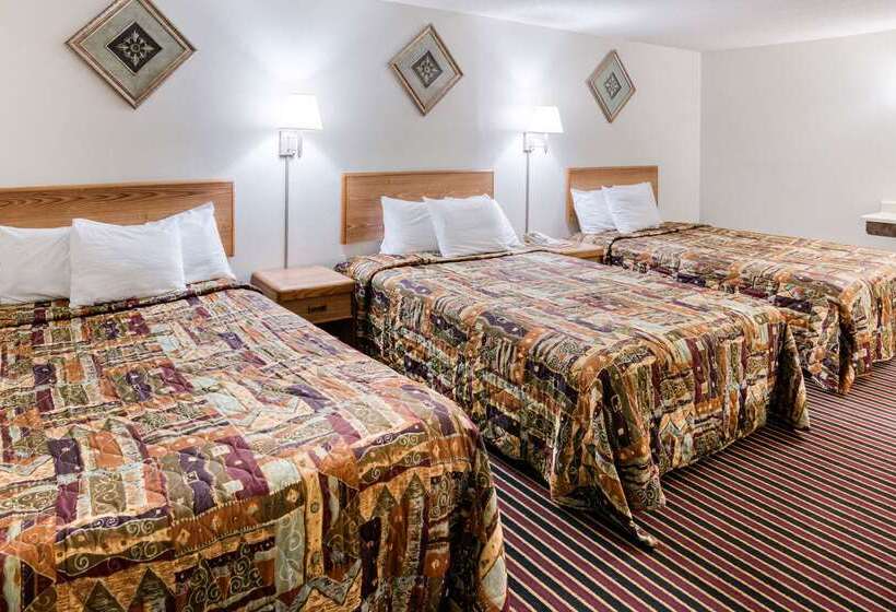 هتل Rodeway Inn & Suites