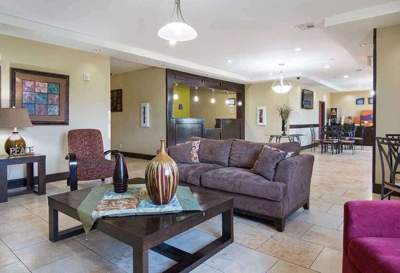 فندق Rodeway Inn & Suites