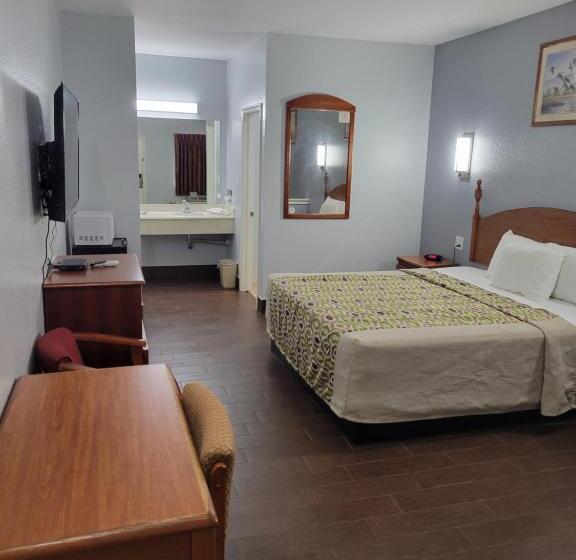 Отель Scottish Inn & Suites