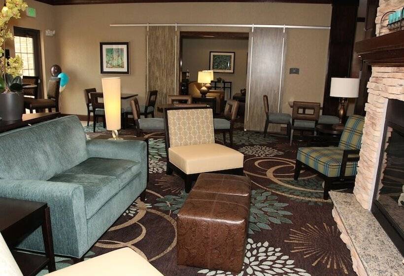 בית מלון כפרי Staybridge Suites Lincoln North East, An Ihg