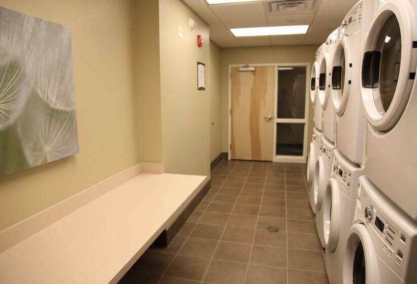 בית מלון כפרי Staybridge Suites Lincoln North East, An Ihg