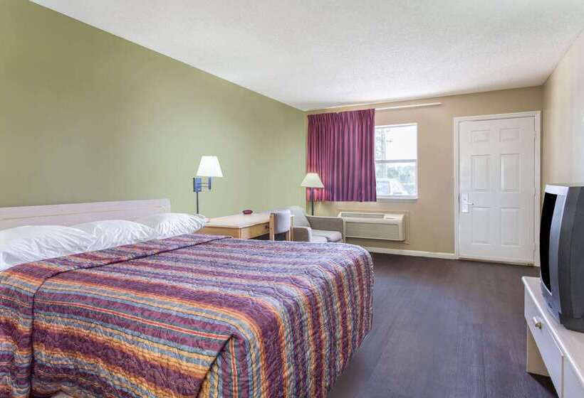 فندق Super 8 By Wyndham Monticello