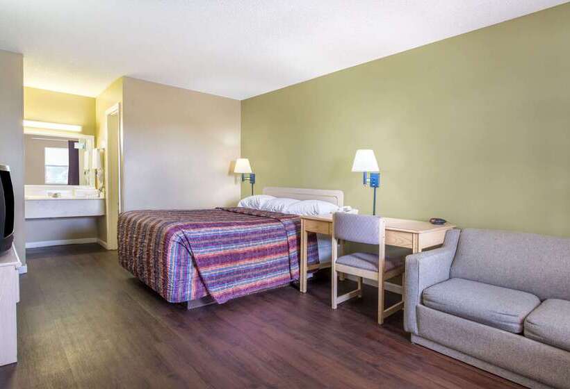 فندق Super 8 By Wyndham Monticello