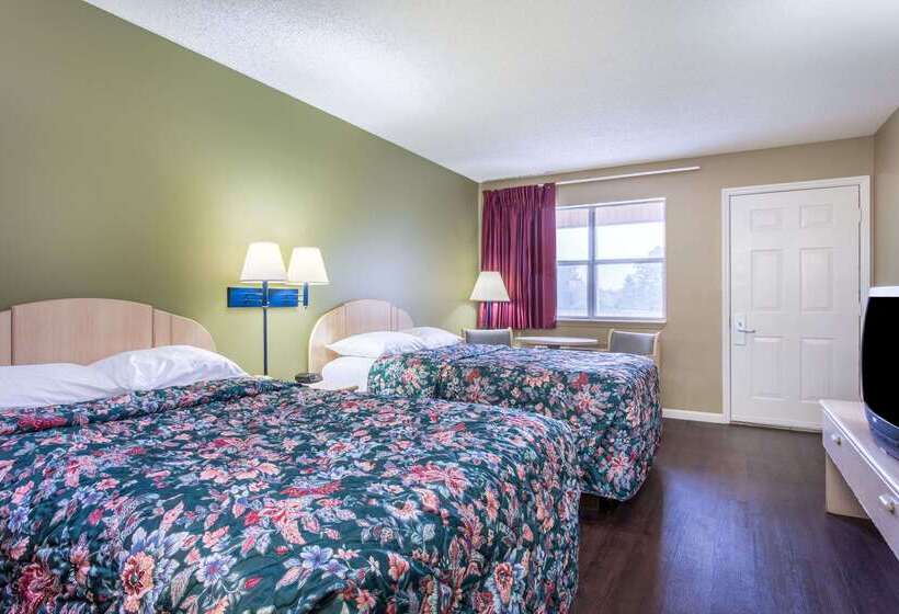 فندق Super 8 By Wyndham Monticello