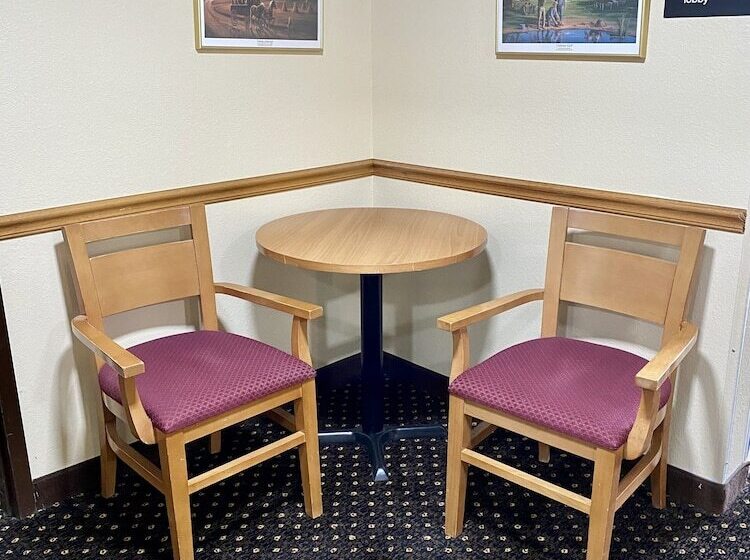 酒店 Super 8 By Wyndham Ogallala